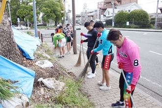 イメージ写真:熊本地震メモリアルイベントでの地域清掃